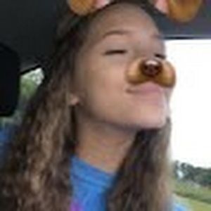 Meet your Posher, Katelyn